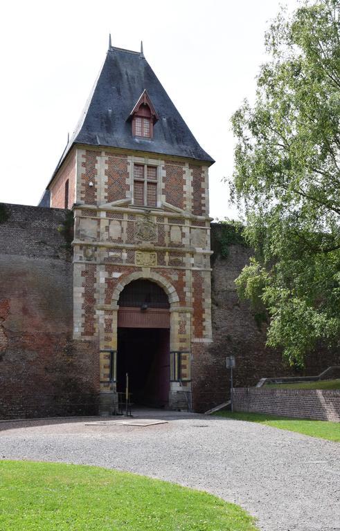 La Porte De Bretagne Péronne Eksteriør bilde